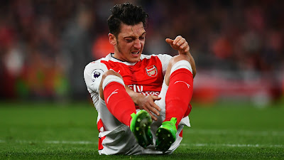 Mezut Ozil Surgawin