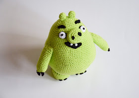 Krawka: Angry Birds PIG from the Angry Birds movie - 4 looks in one pattern: Basic Pig, Leonard Pig ( with beard), Chef pig (Cook), Earl (country pig - cowboy look). Dress up toy crochet pattern by Krawka