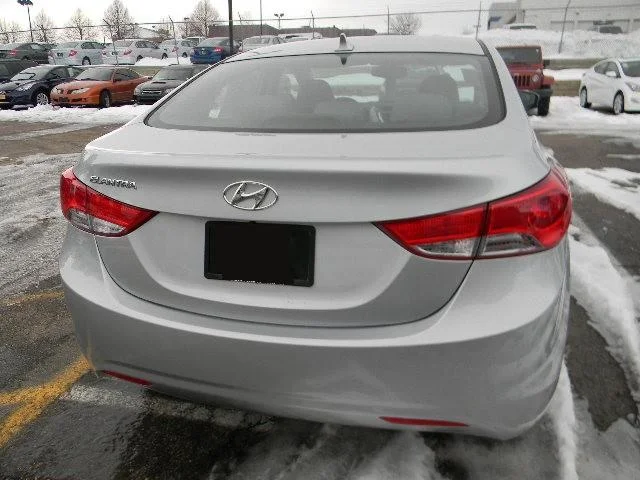 Novo Hyundai Elantra 2012 - traseira