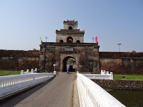 hue vietnam citadel