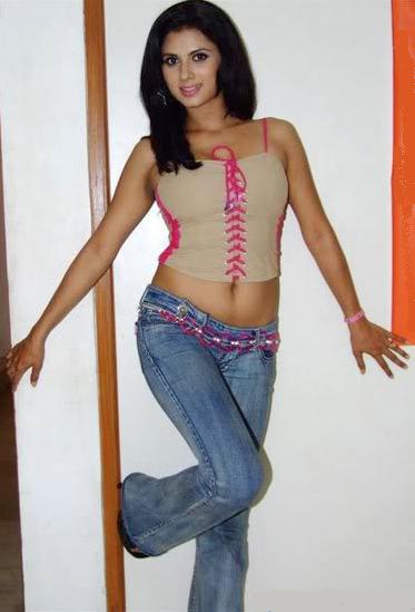 daisy bopanna unseen pics