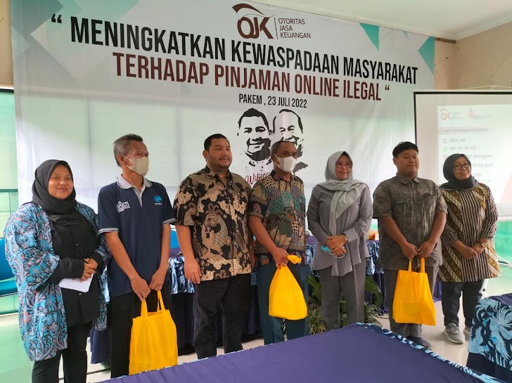 Bersama OJK, RM Wibisono Himbau Warga Pakem Tinjau Keabsahan Pinjol