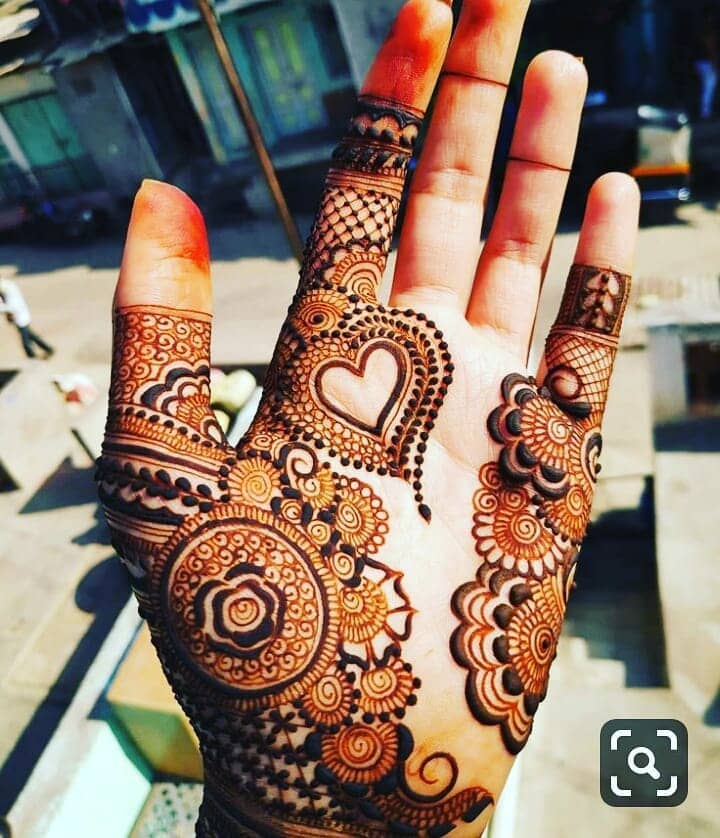 20 Simple Mehndi Designs For This Festive Season