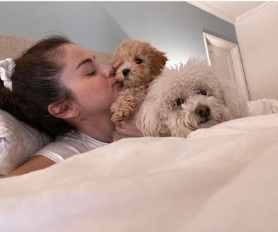 Selena Gomez with her Dogs