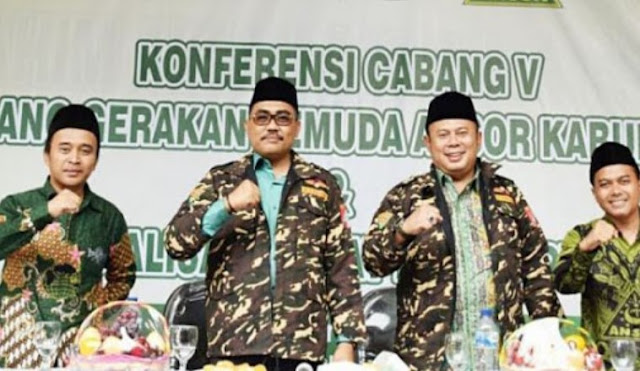 Denny Siregar Fitnah Santri Tahfiz, Gus Jazil: Tolong Jaga Mulutnya!