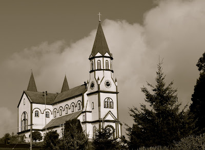 Photography:Juan Castro Bekios, Church in Puerto Varas, Chile