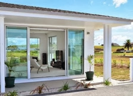  Desain Pintu Geser Kaca Rumah Modern