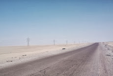 الطريق داخل الصحراء الليبية 