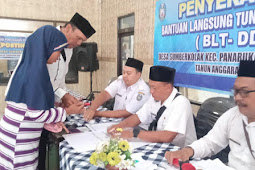 Pemdes Sumberkolak Salurkan Bantuan Langsung Tunai Dana Desa