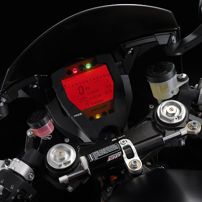 2010 KTM RC8 R Dash View