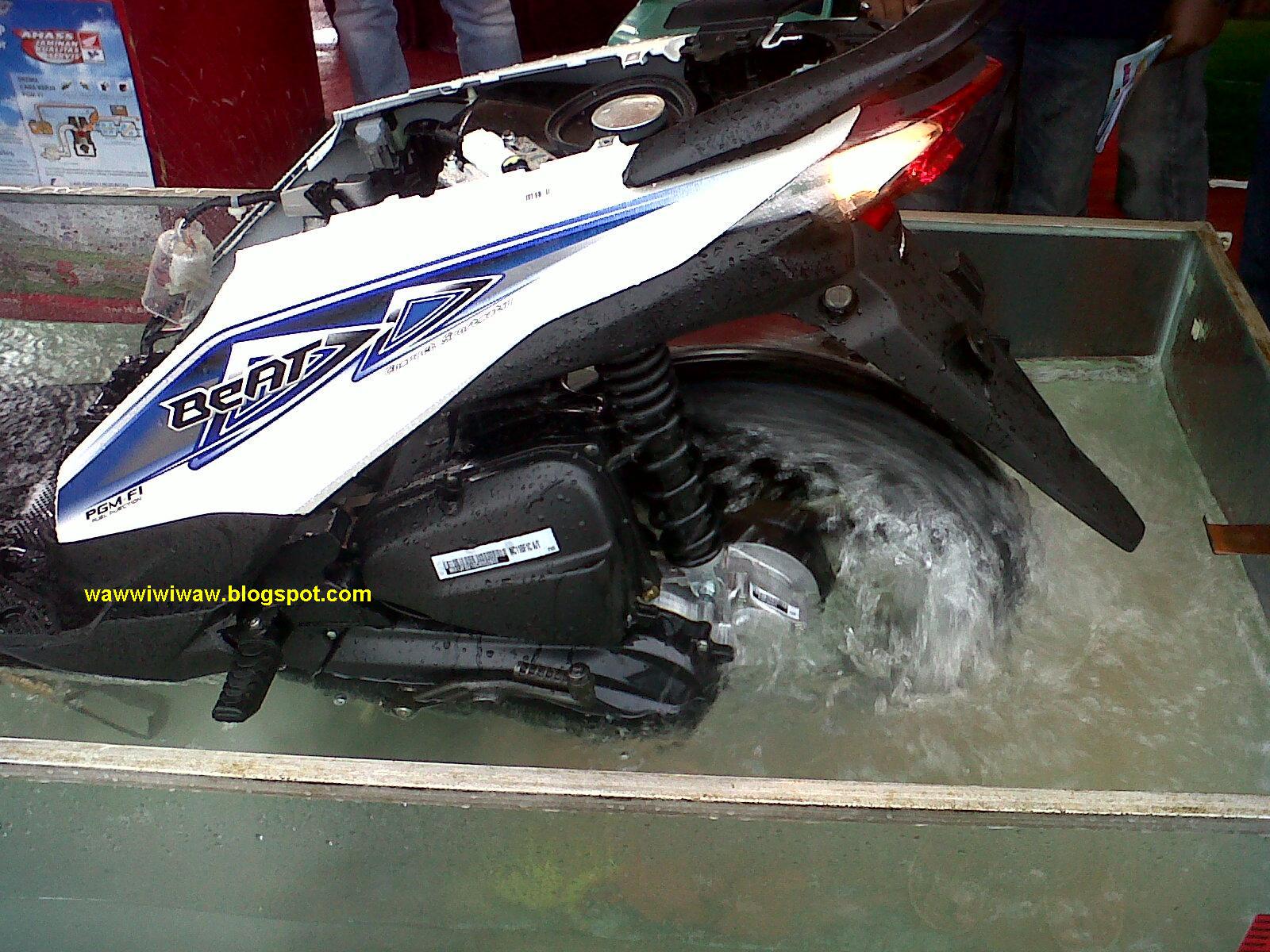 Waws Land Honda All New Beat FI Mampu Terobos Banjir