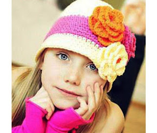 Gambar Anak Perempuan Manis dan Imut Pakai Topi