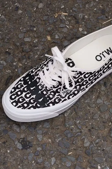 COMME des GARÇONS x Vans Bring Back the Iconic Authentic Sneaker