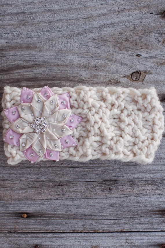 https://www.etsy.com/listing/209272046/winter-light-pink-snowflake-knitted?ref=shop_home_active_8