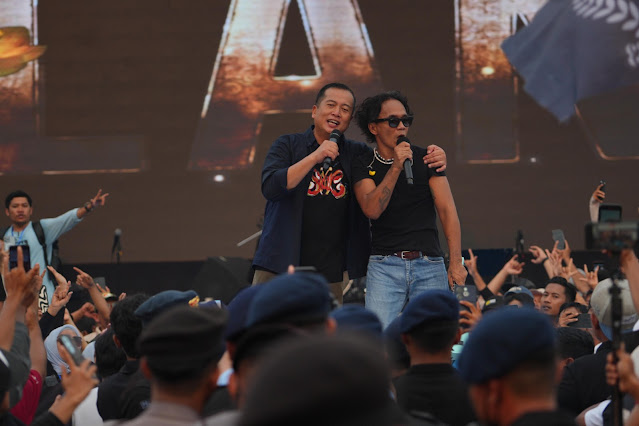 Kampanye akbar Iqbal-Dinda dibanjiri lautan manusia, Slank beri isyarat dukungan
