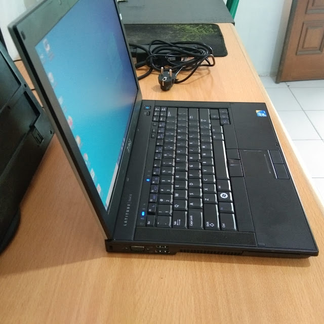 Jual Laptop DELL Core i5 Mulus Bergaransi