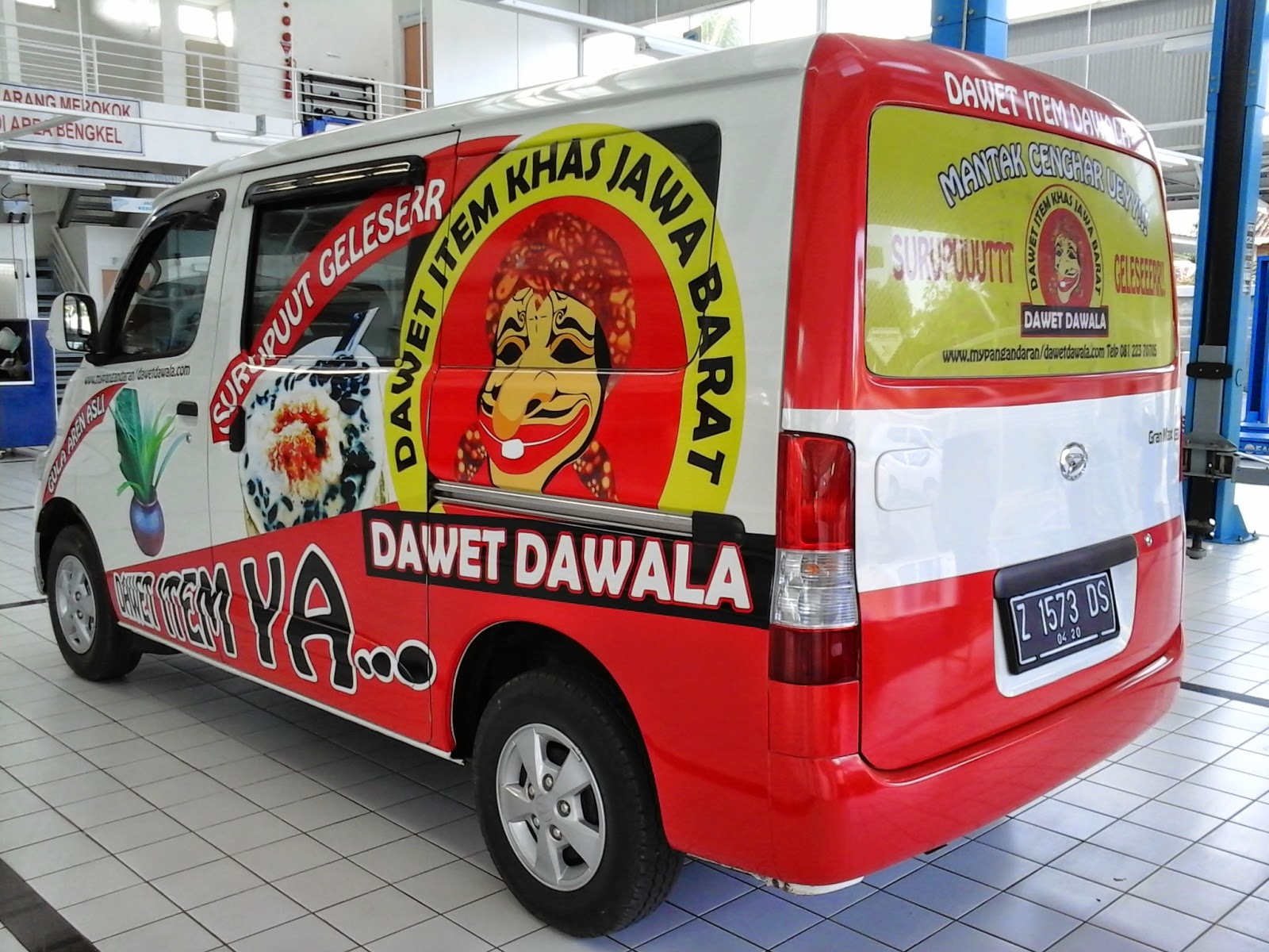 DAIHATSU GARUT TASIK GRAND MAX Cutting Sticker