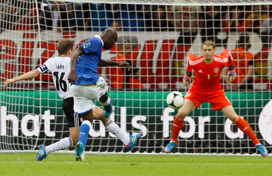Euro 2012 - Itali kecewakan Jerman 2-1 untuk tiket ke final