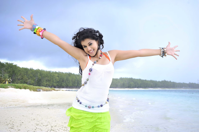 Taapsee Pannu Wallpapers Free Download