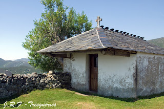 Capilla de Santiago en Montefurado