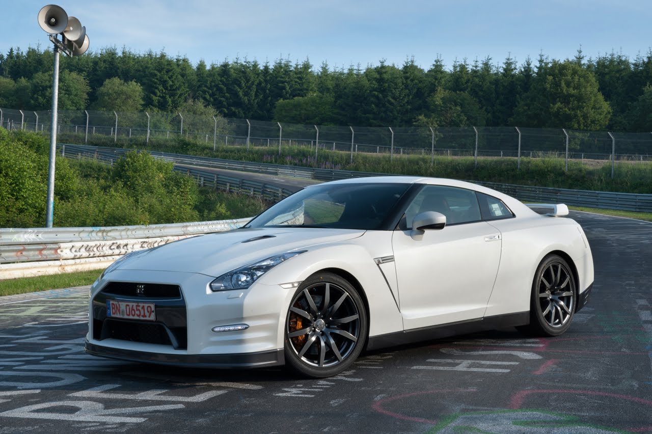 turnprimnitha: nissan skyline gtr r35 v spec