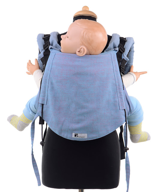 Stufenlos mitwachsendes Rückenpanel aus Tragetuchstoff, gut gepolsterte Träger, kein Hüftgurt, Rückentrage für Kinder ab Gr.98