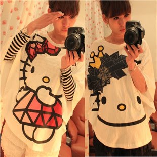 hello kitty 蝙蝠衫斗蓬