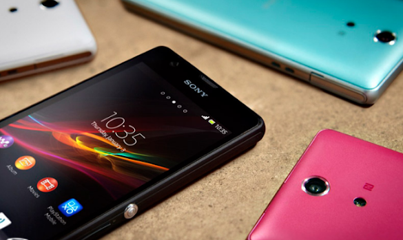 Ini Nih Sony Xperia ZR, Smarthpone yang Doyan Renang