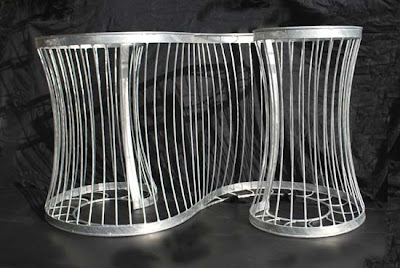 Contemporary-Furniture-of-Nautilus-Table-by-Adrian-Rayment