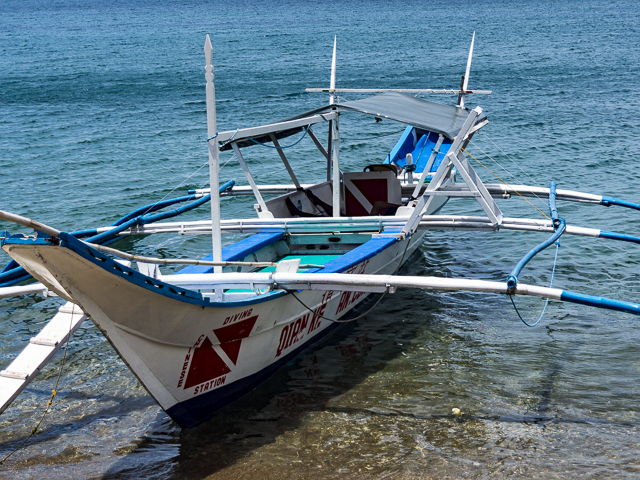 indigenous boats