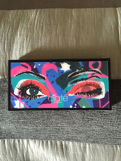 Holographic lid of The Fun Palette by Ciate London