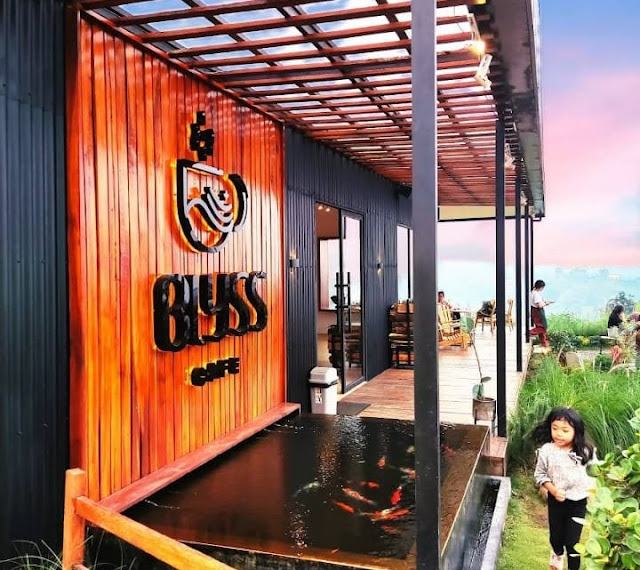 Blyss Cafe Kota Batu Lokasi