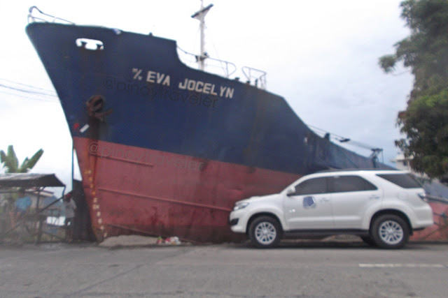 original "after-Yolanda" position of M/V Eva Jocelyn,a cargo ship on the road of Tacloban