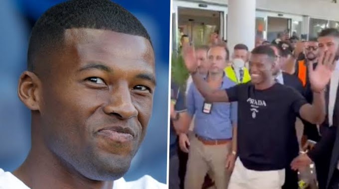Gini Wijnaldum received a hero's welcome by AS Roma fans