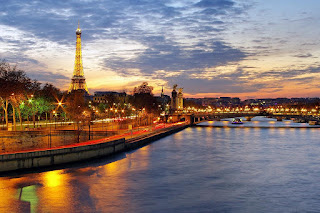 January Prize Draw: A One Night Deluxe Paris Break For 2 With A Seine River Cruise Included