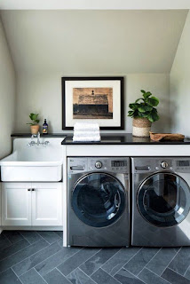Contoh Model Kamar Ruang Tempat Cuci Laundry Baju Sederhana Minimalis untuk Ruang  Kecil Sempit