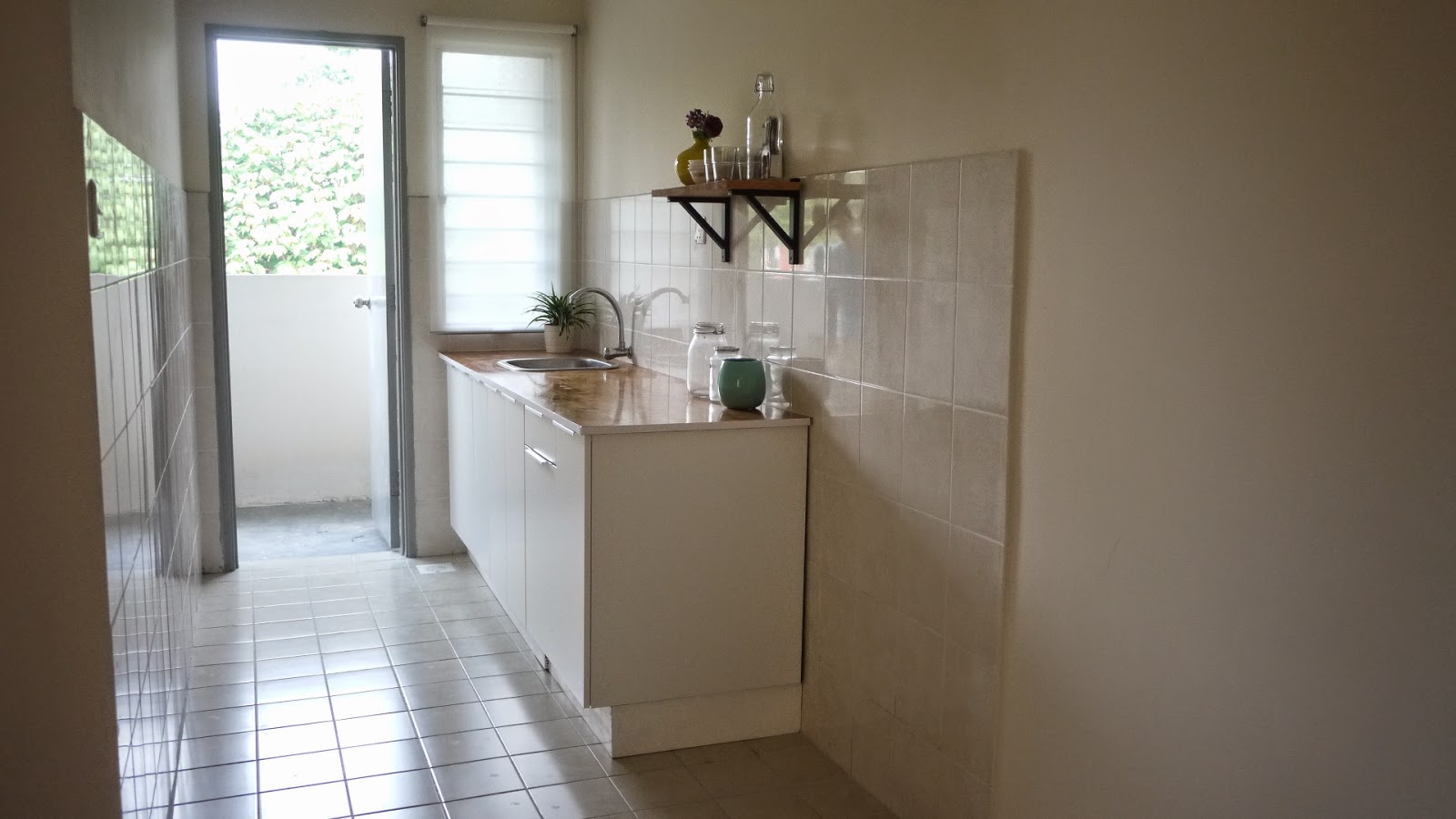 bridE to be fRom ipoH: DIY Ikea Kitchen Cabinet