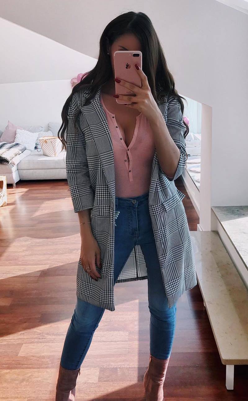 cute fall outfit with a plaid coat : pink top + skinnies + nude boots