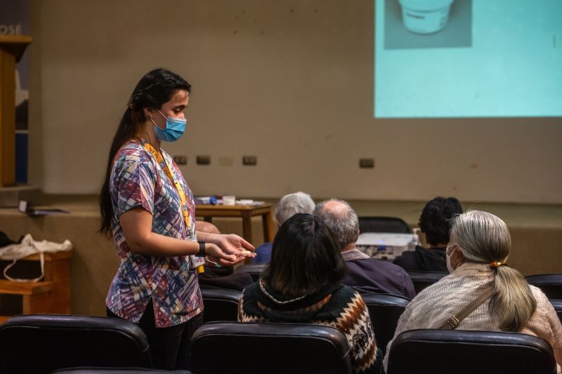 Hospital de Osorno impulsa terapias auditivas grupales para Adultos Mayores