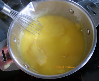 LE YELLOW curd citron