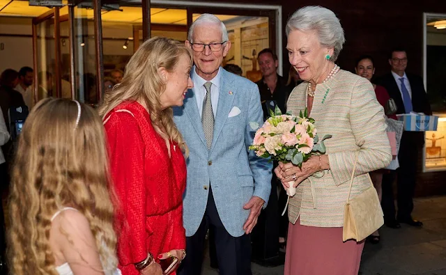 Princess Benedikte wore a beige tweed jacket and dry rose v-neck dress. Chanel pumps. Green earrings and brooch