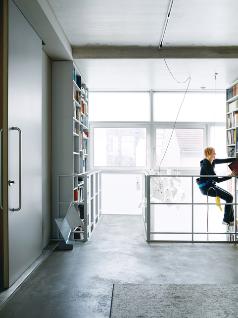 dulkinys-spiekermann-library-portrait.jpg