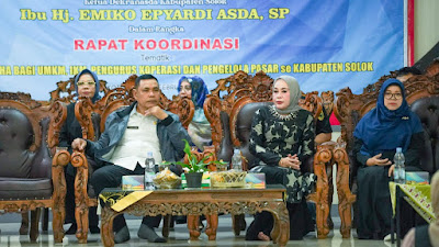 Bupati Solok Berikan Arahan Dalam Rapat Koordinasi Tematik Motivasi Usaha Bagi UMKM, IKM, Pengurus Koperasi dan Pengelola Pasar se-Kabupaten Solok.
