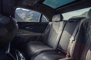 Bentley Flying Spur V8 (2021) Rear Seats