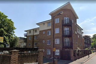 Mulher morre e corpo fica quase três anos esquecido em apartamento de Londres