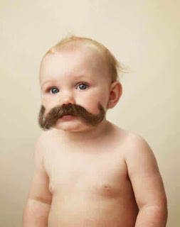 Gambar bayi lucu pakai kumis