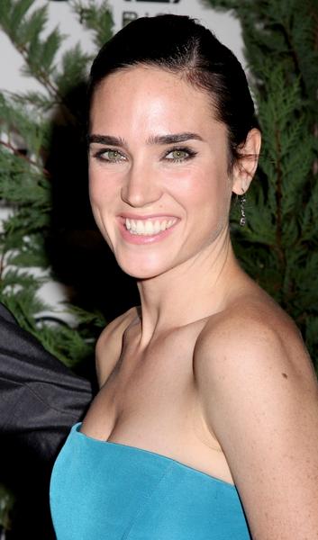 Jennifer Connelly Cleavage