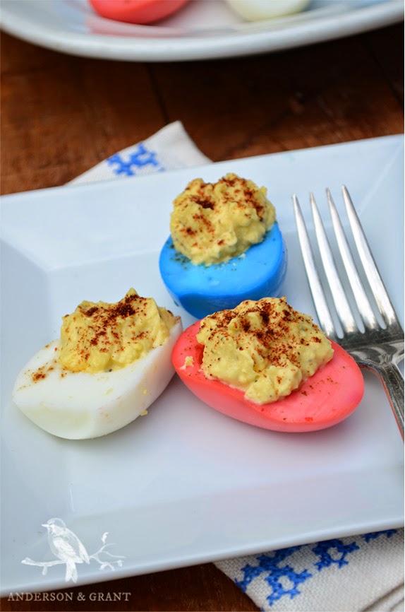 Making deviled eggs for a Fourth of July party | www.andersonandgrant.com