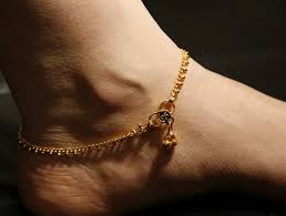 simple silver anklets in Brazil