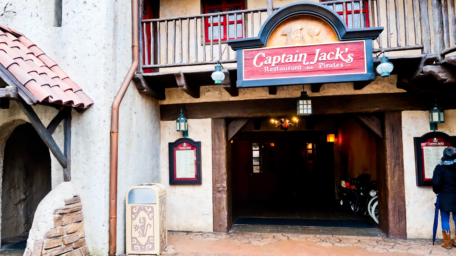 captain jacks disneyland paris, where to eat as a vegetarian disneyland paris, vegetarian in disneyland paris, 